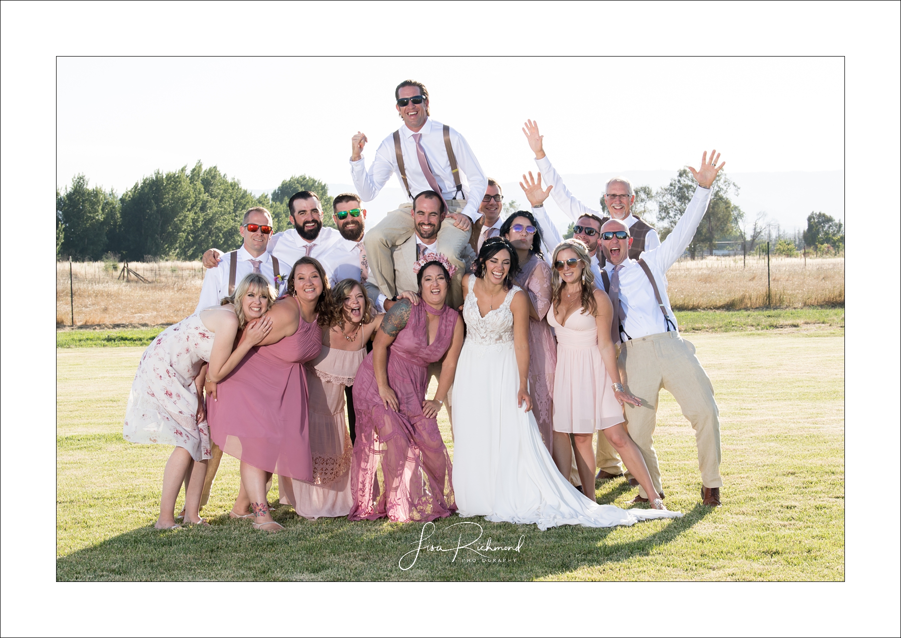 Tim and Amy &#8211; a wedding FULL of heart!