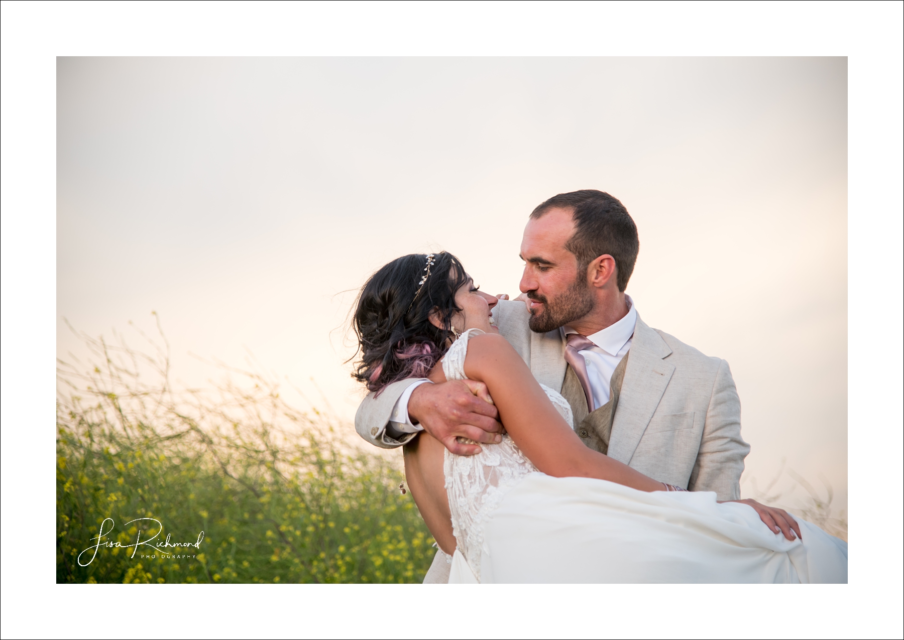 Tim and Amy &#8211; a wedding FULL of heart!