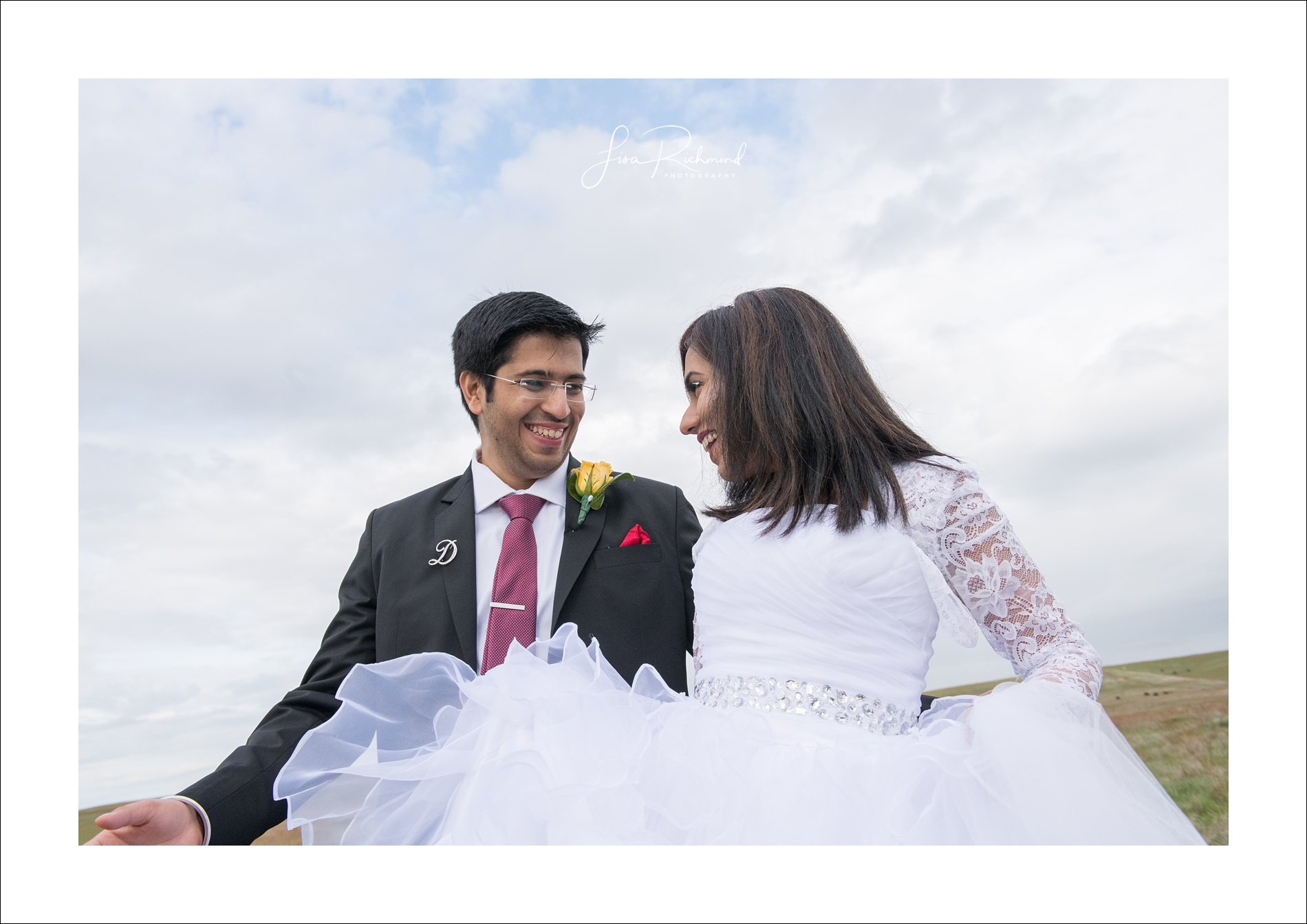 Up, up and away&#8230;.Nikhil + Disha elope in a beautiful hot air balloon