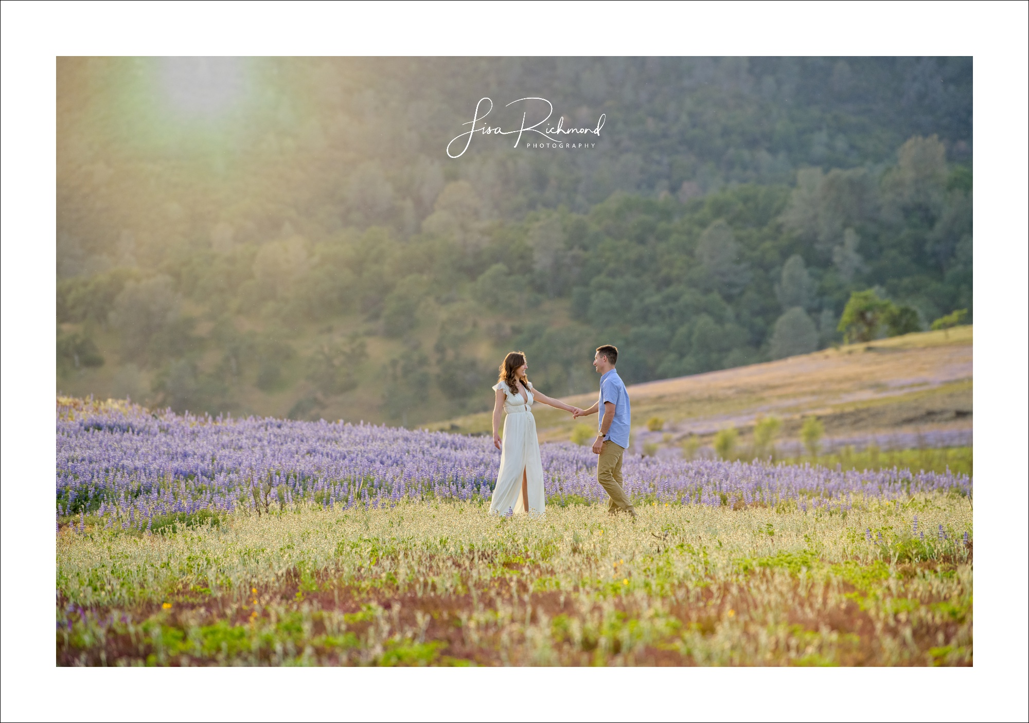 Alyse and Ryan &#8211; Super bloom engagement