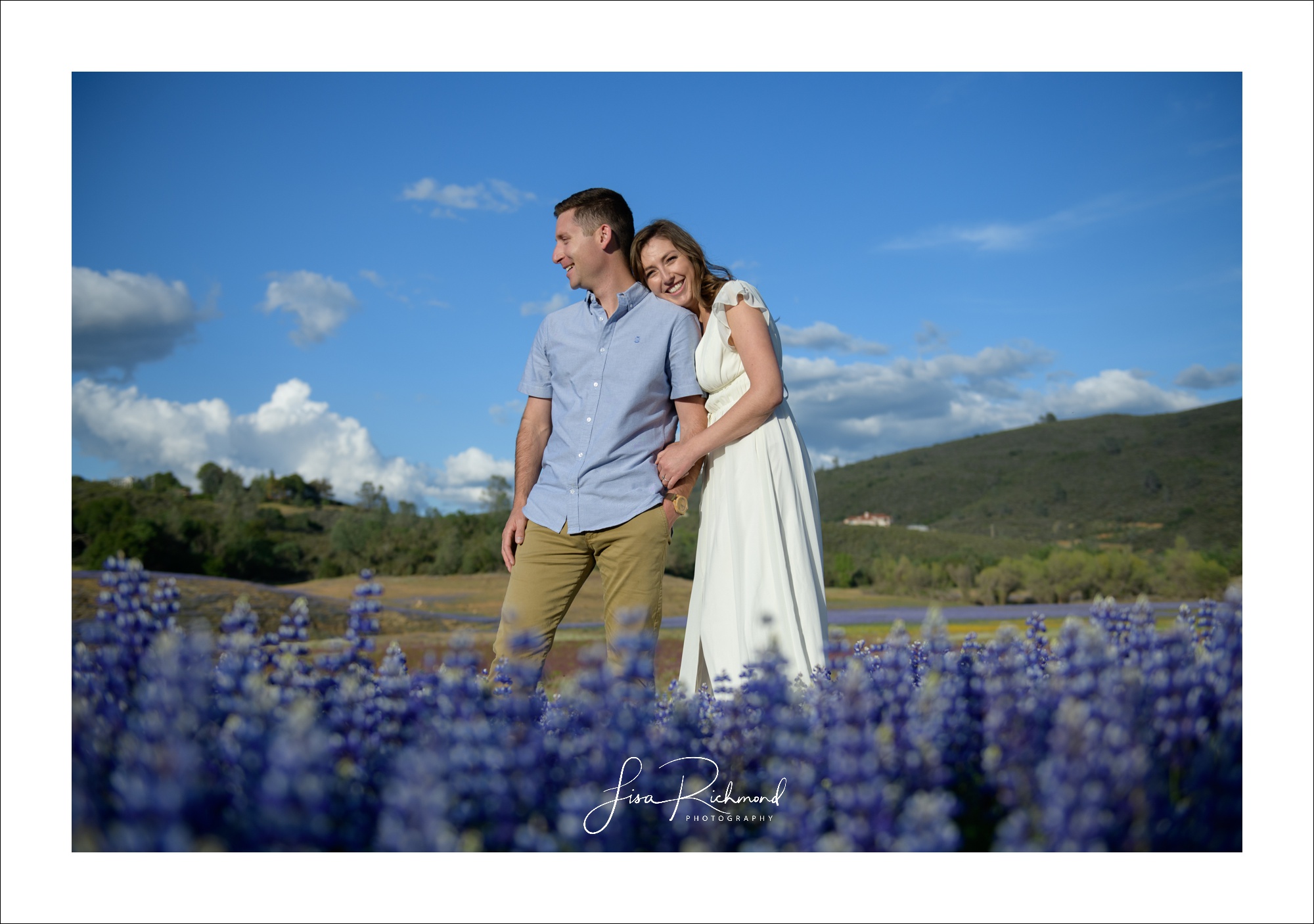 Alyse and Ryan &#8211; Super bloom engagement