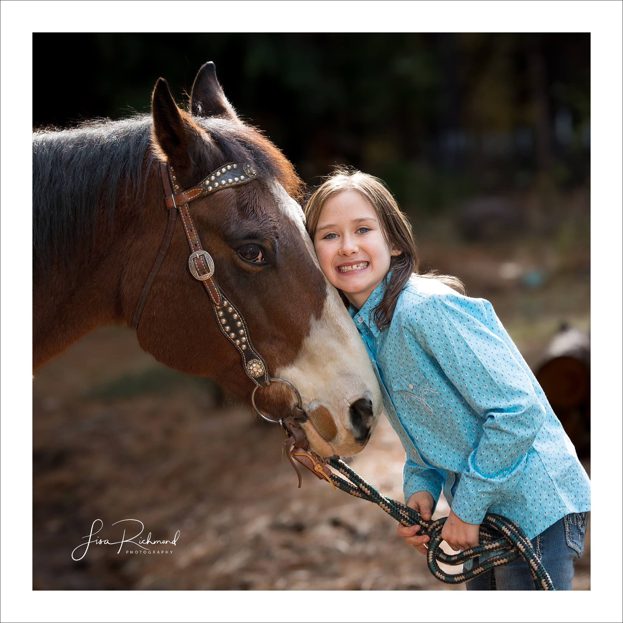 Madison, Hailey, 2 horses and a monkey