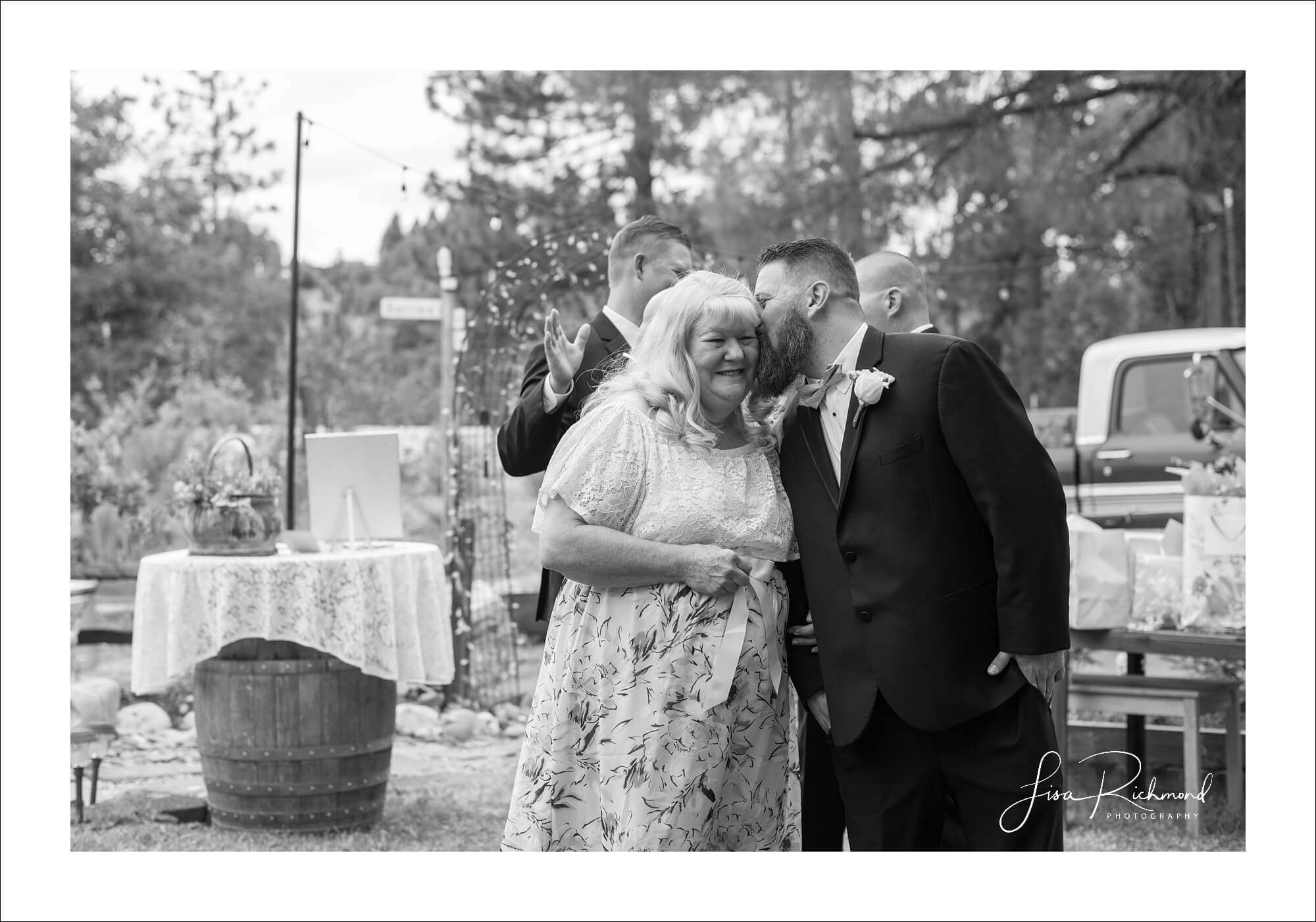 Elena and Josh &#8211; Wind Rush Vineyard