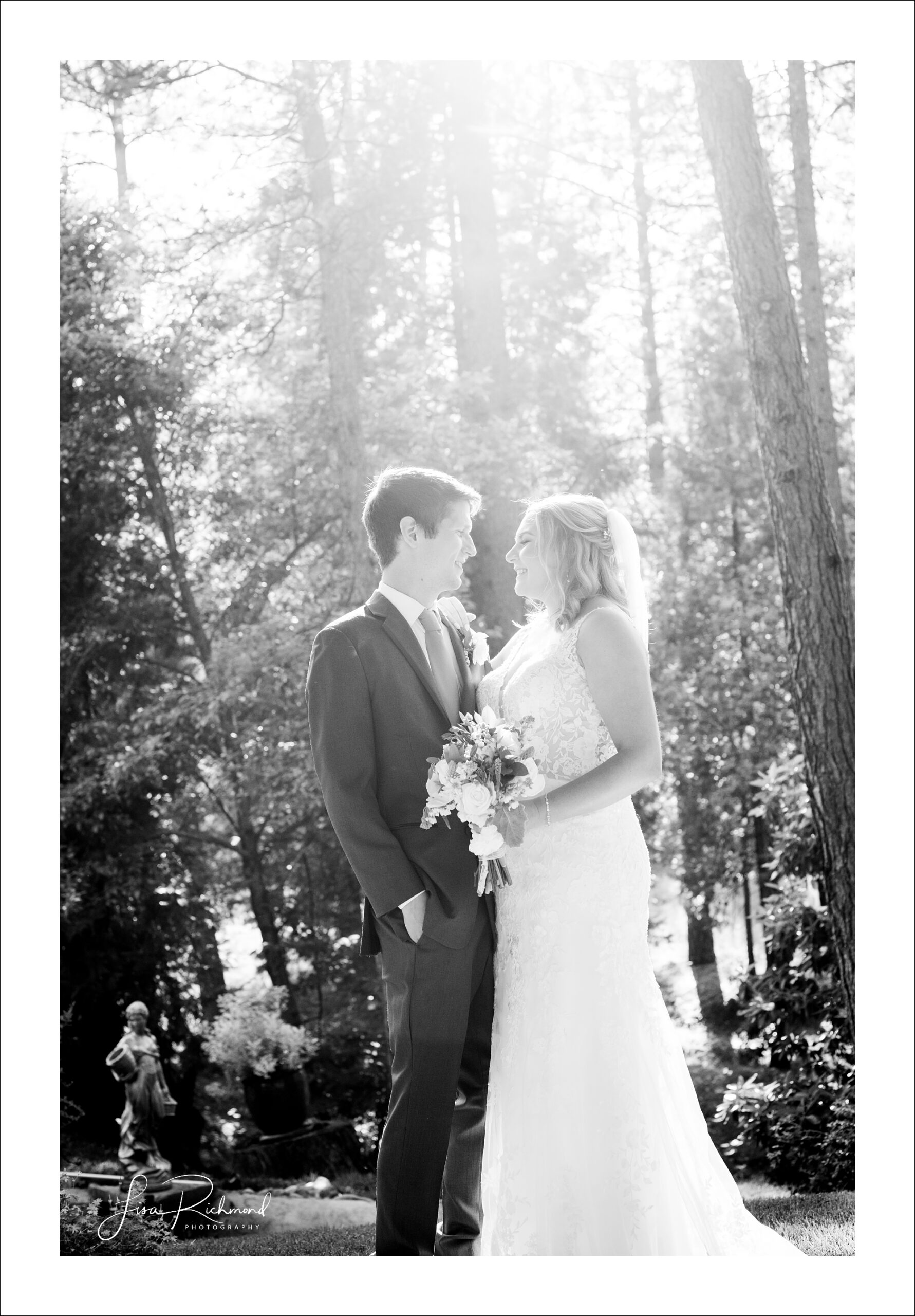 Lindsey and Adam <br> Silverthorn Meadows, Camino