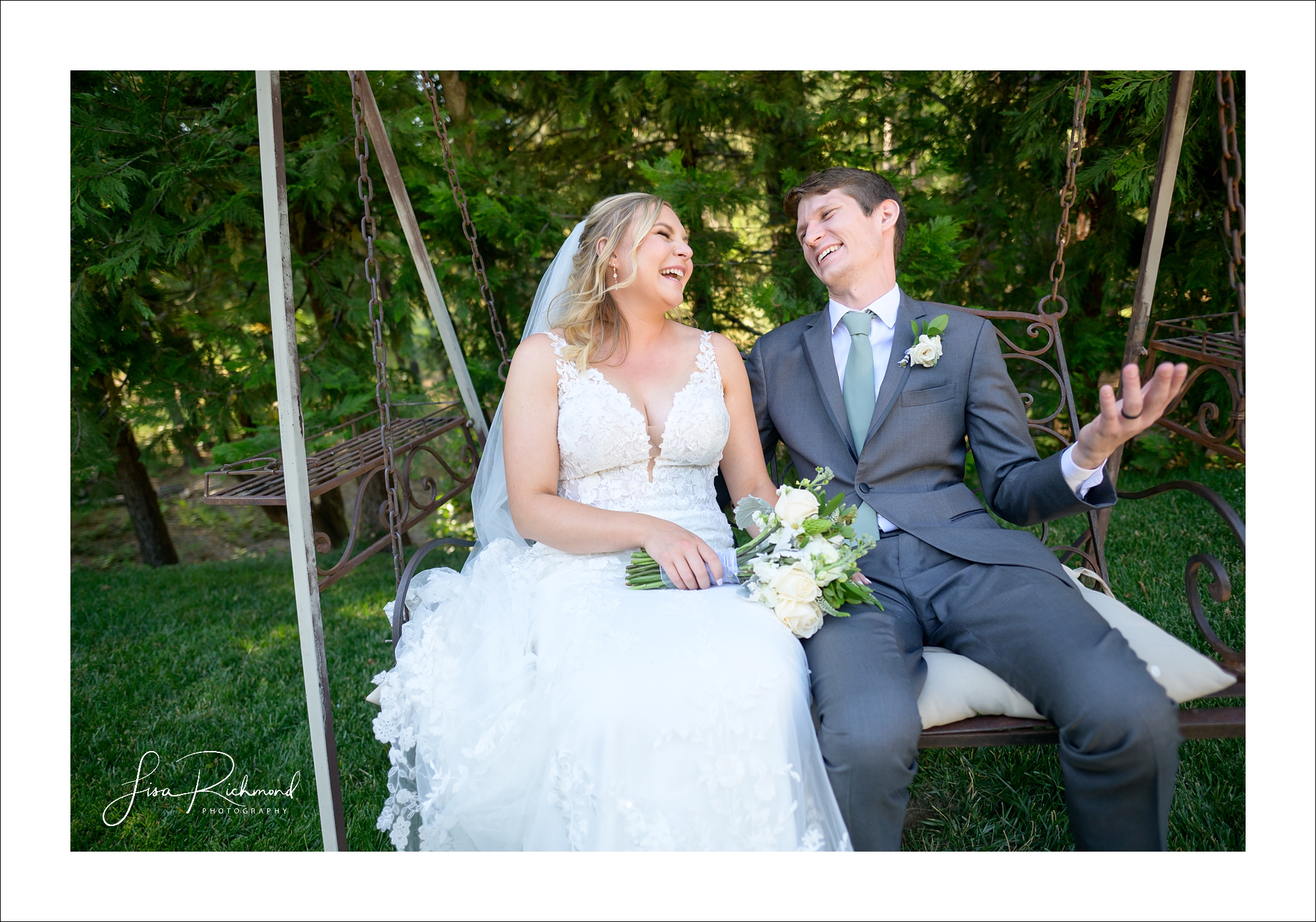 Lindsey and Adam <br> Silverthorn Meadows, Camino