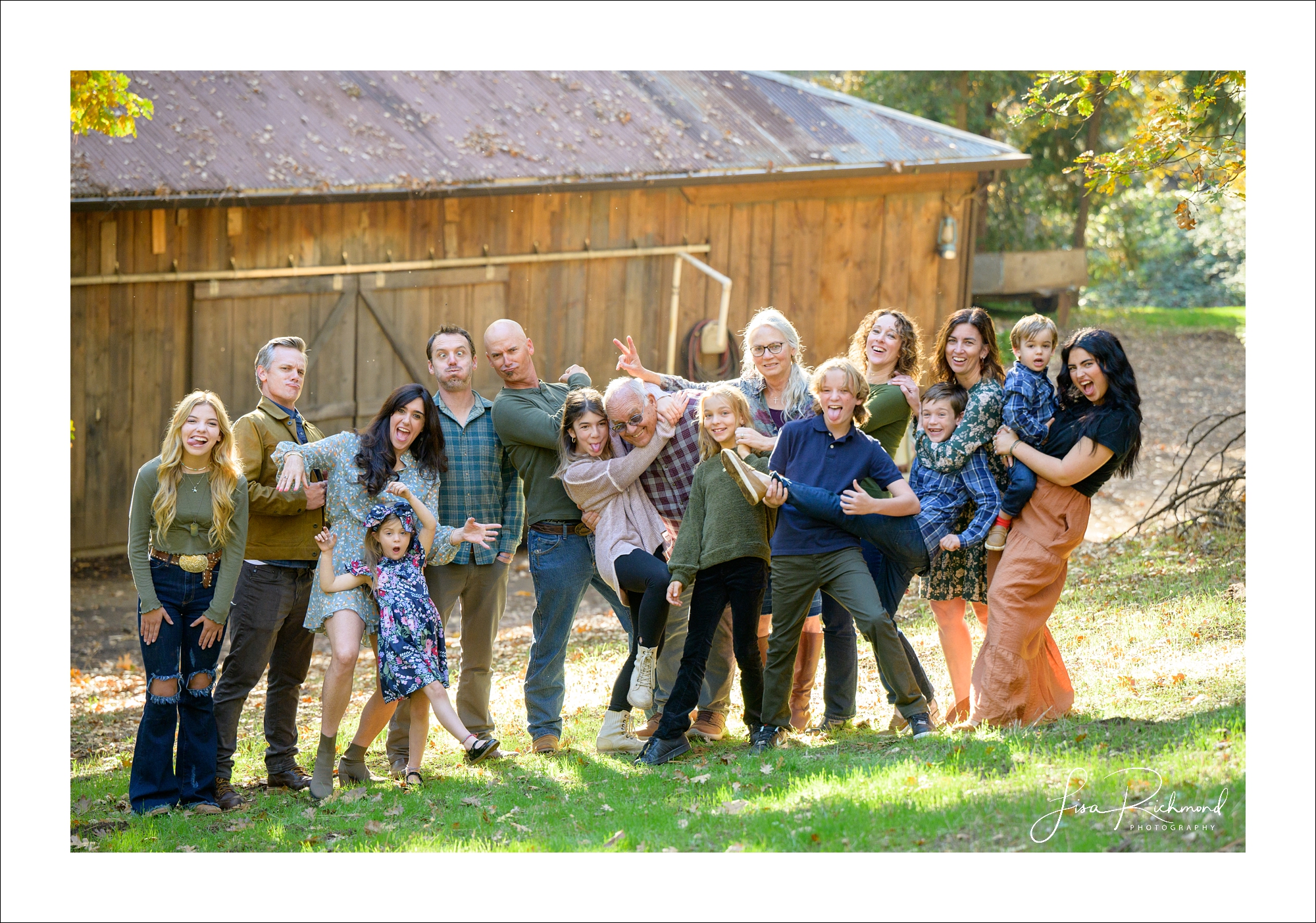 The Hinds extended family at Fausel Ranch