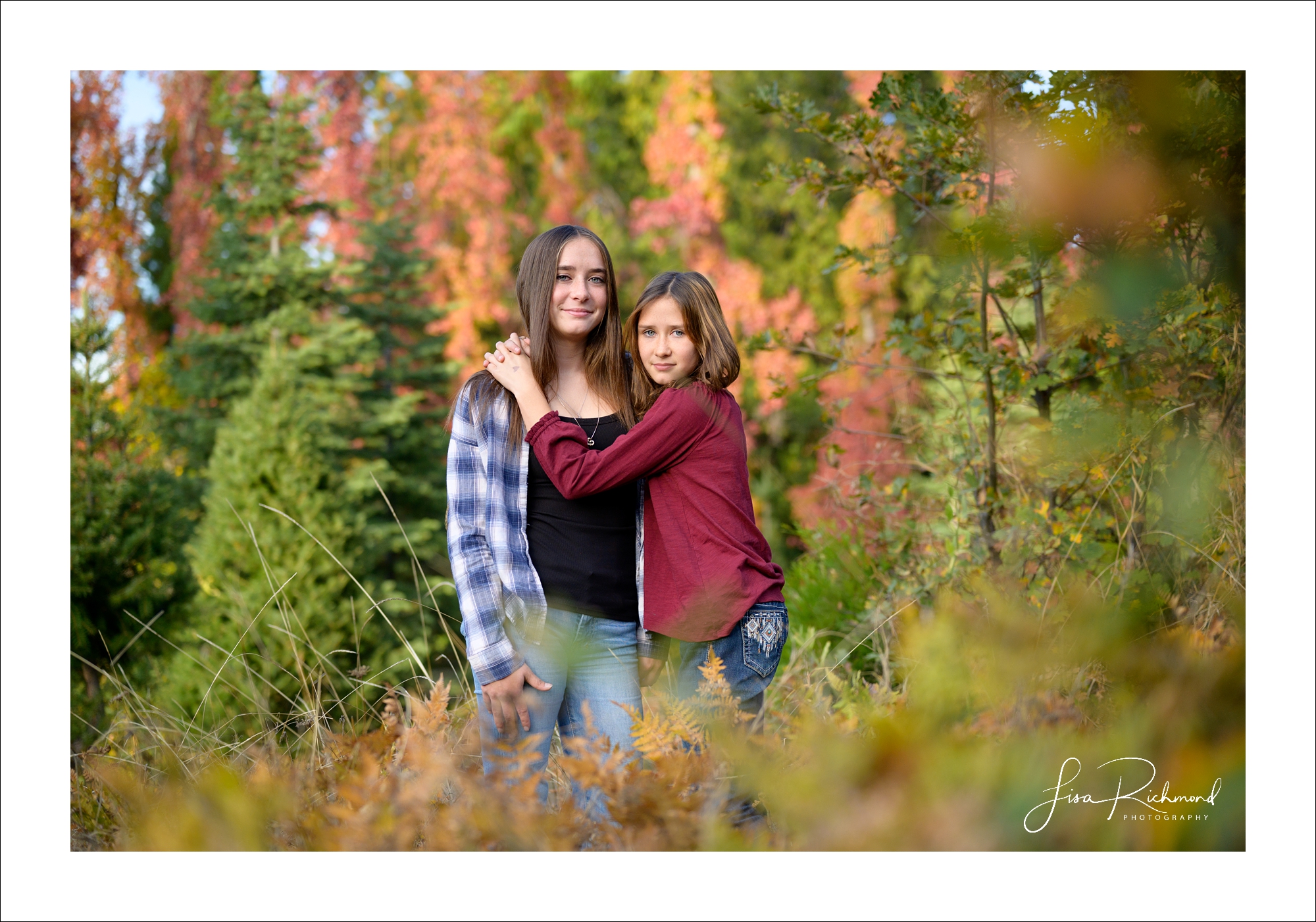 Madison and Hailey, Fall 2023, Apple Hill